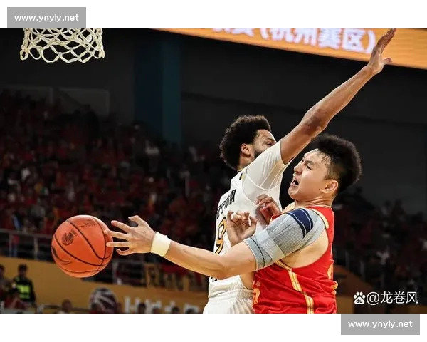 CBA最新激烈对决比分揭晓球队表现与赛场亮点分析